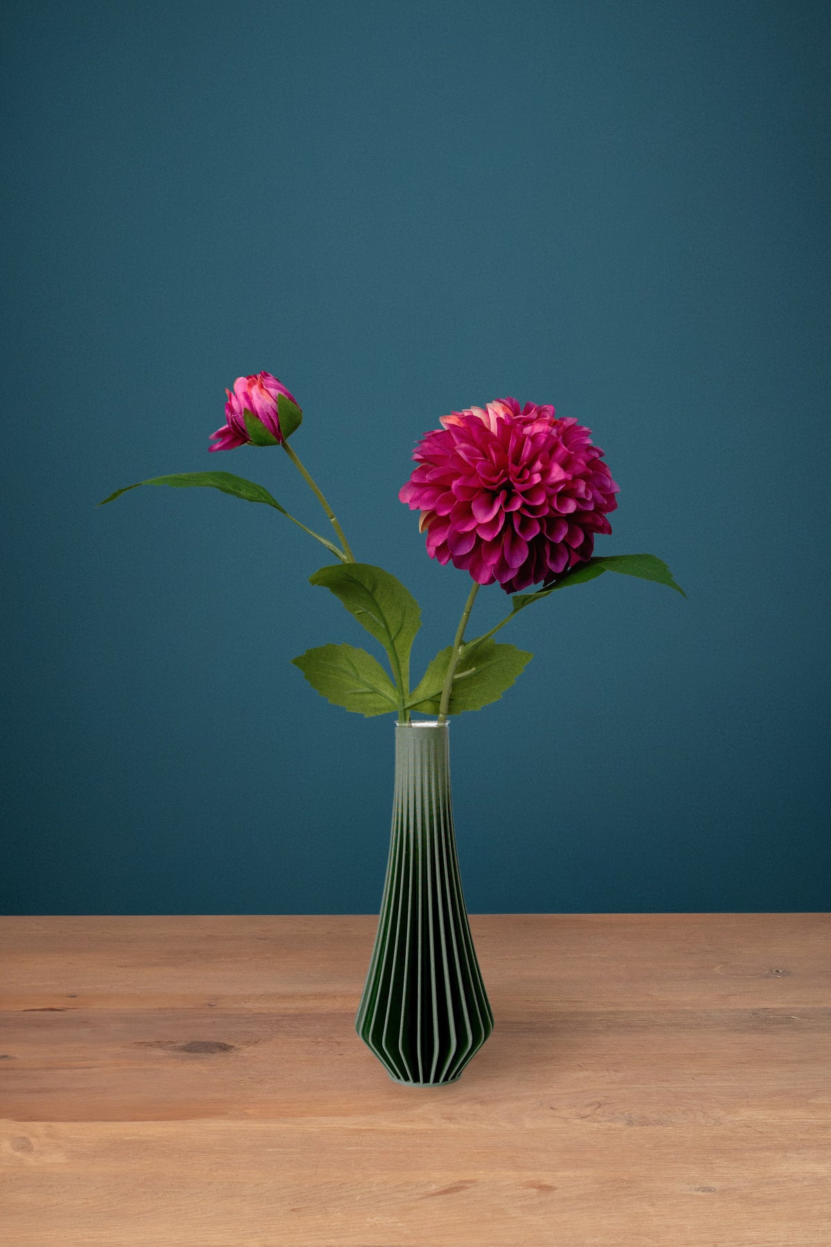 Dahlia Pink silk stem in the green Jula Bloom Mini vase