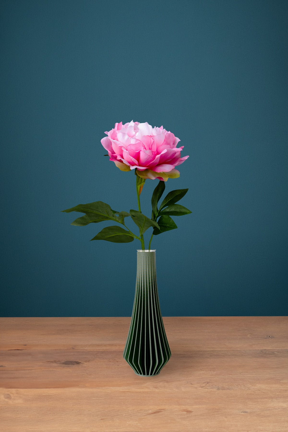 Peony Pink silk stem in the green Jula Bloom Mini vase
