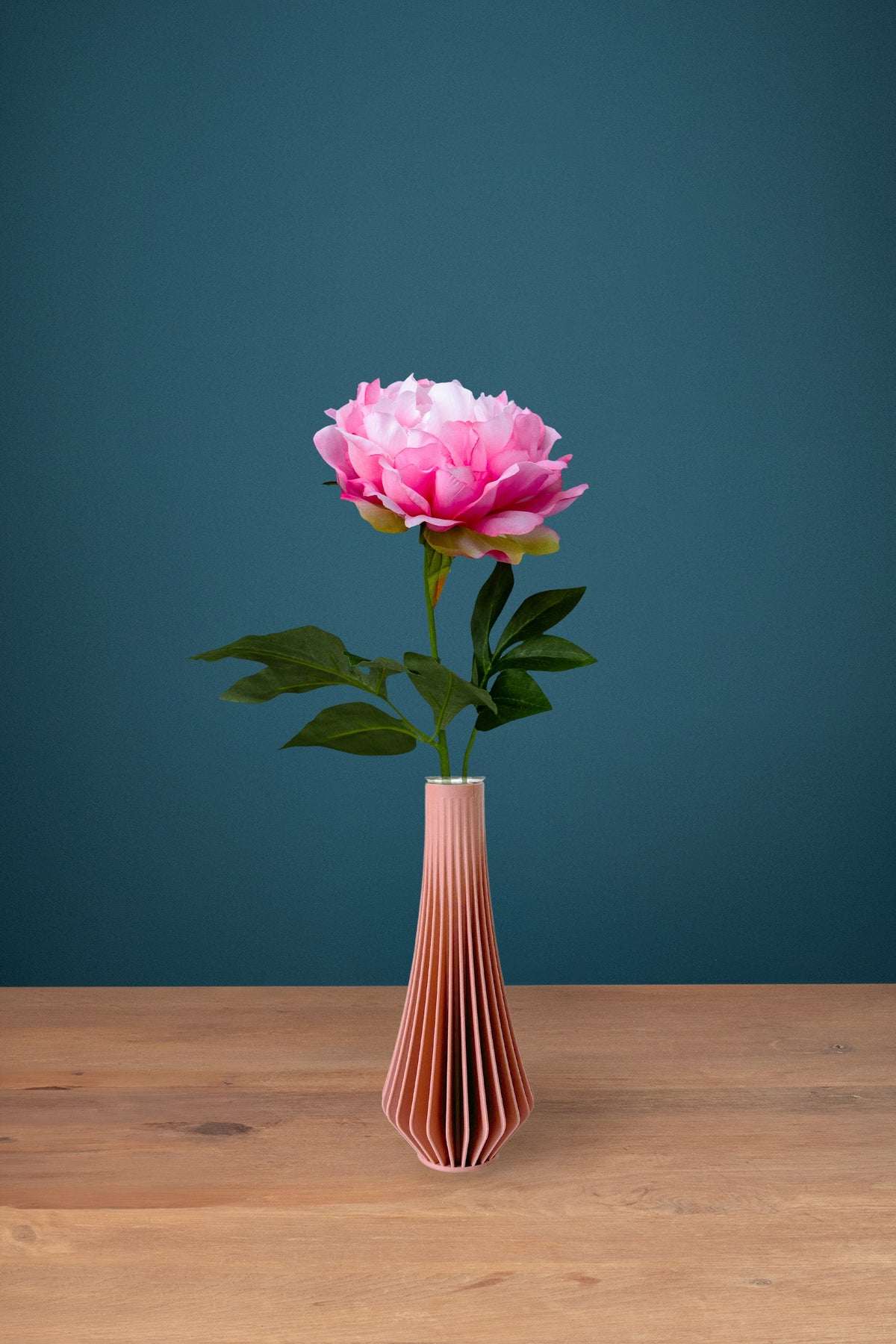 Peony Pink silk stem in the pink Jula Bloom Mini vase