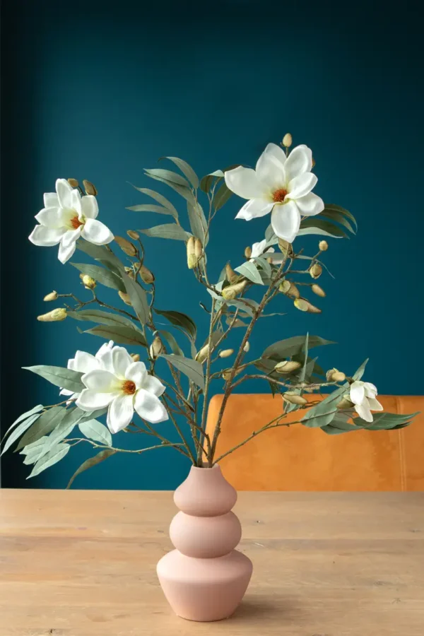 Jula Bloom’s Nightingale silk flower bouquet with large white blooms, in a light pink vase