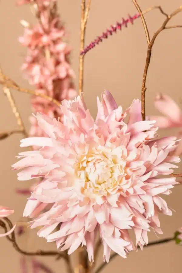 Jula Bloom’s Meitner silk flower bouquet with pink blooms